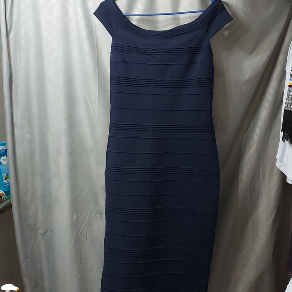 TED Baker shift/ body on dark navy dress in size 3